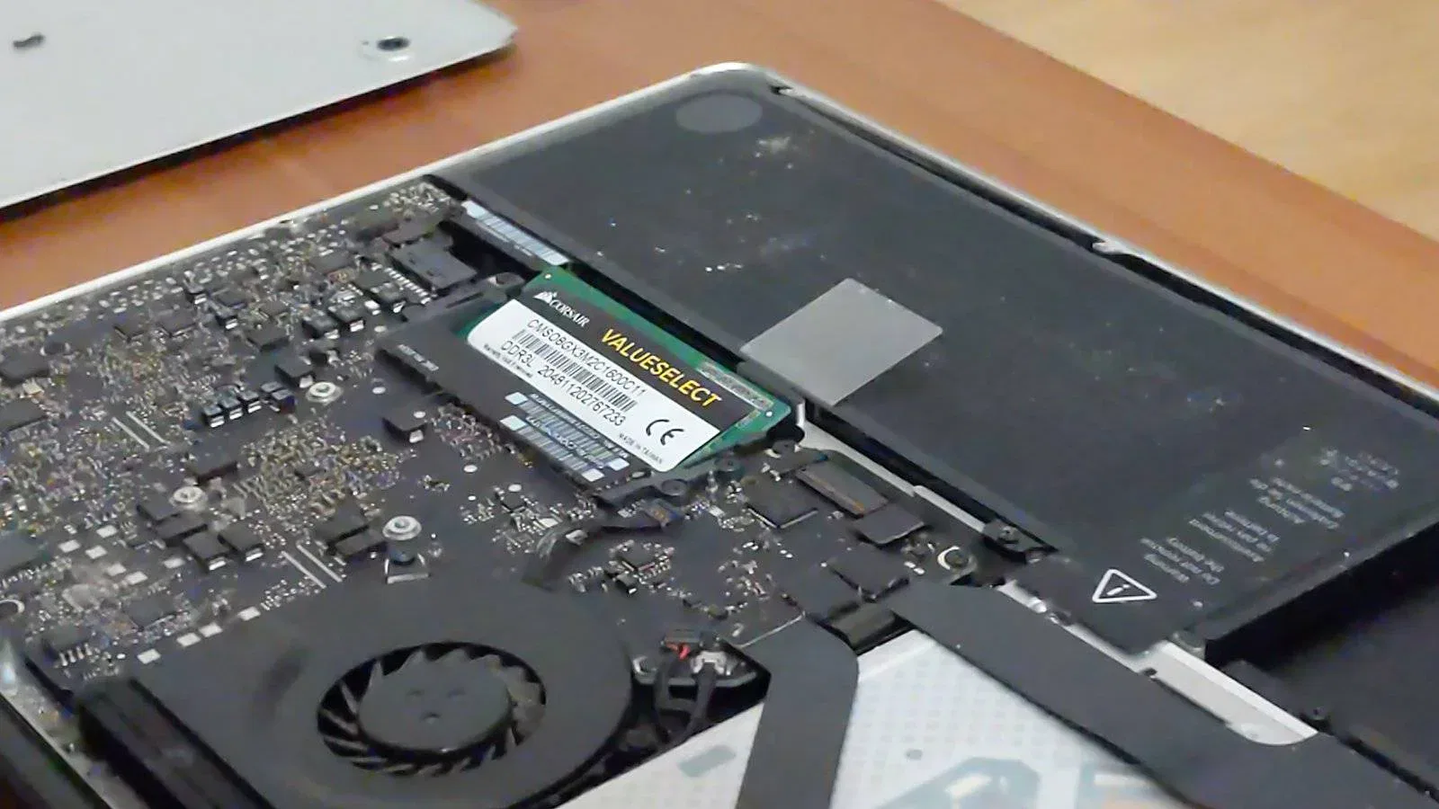 corsair ram upgrade macbook pro
