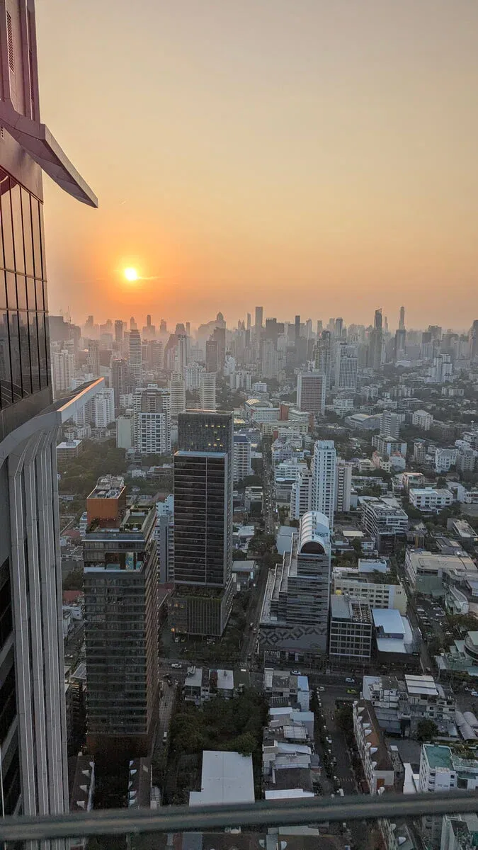 Skyling Abendsonne in Bangkok